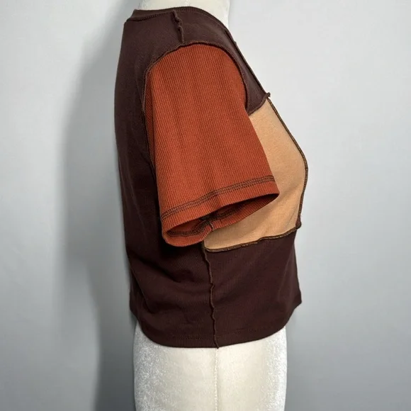 💜3/$15 Shein Patchwork Brown Crop Top - Picture 3 of 7